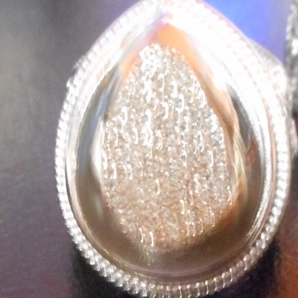 Ladies/men's Large size Rhinestone Ring sz 9 I can't find any markings ... - Picture 2 of 10